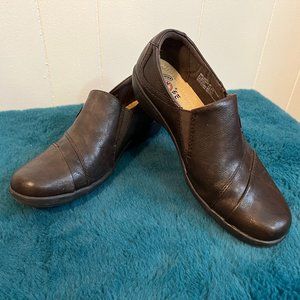 Earth Spirit Beni - slip on - US 9.5/EU 41.5